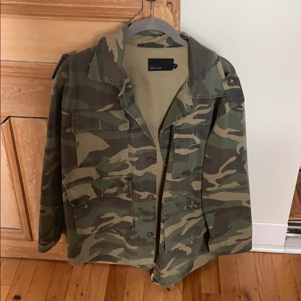 Camo jacket size medium